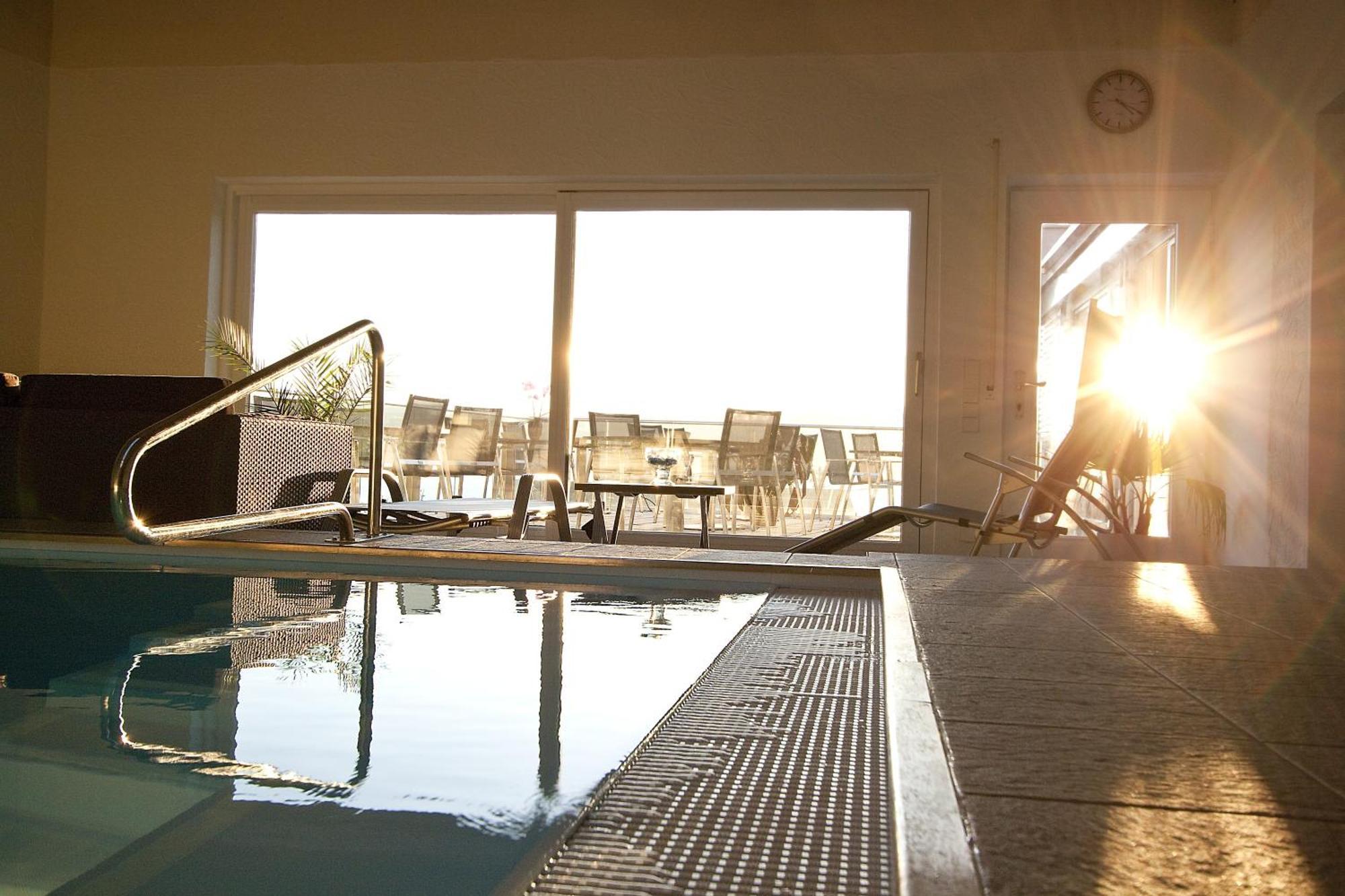 Lupinenhotel Bodensee Зиплинген Екстериор снимка