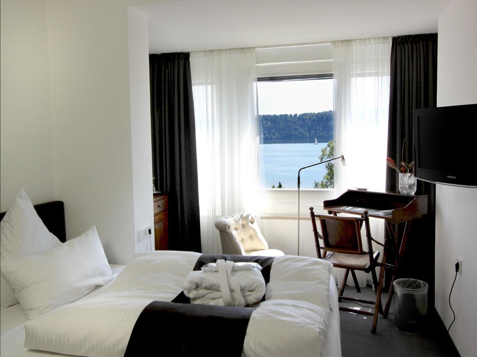 Lupinenhotel Bodensee Зиплинген Стая снимка