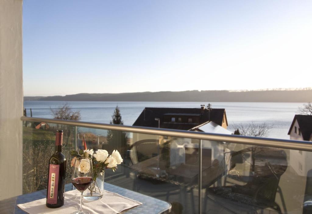 Lupinenhotel Bodensee Зиплинген Екстериор снимка